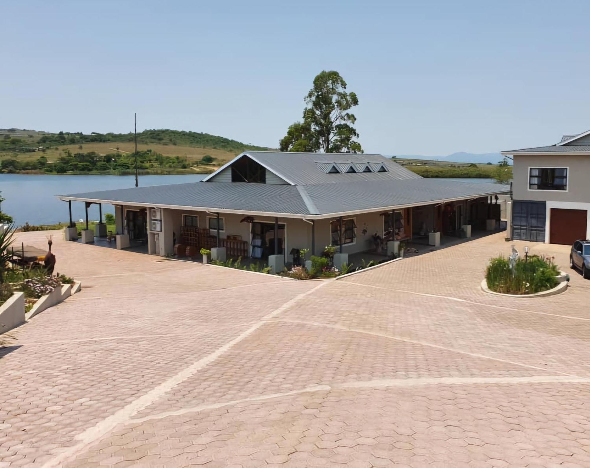 Goggas Nest Bnb & Restaurant Matsapha エクステリア 写真