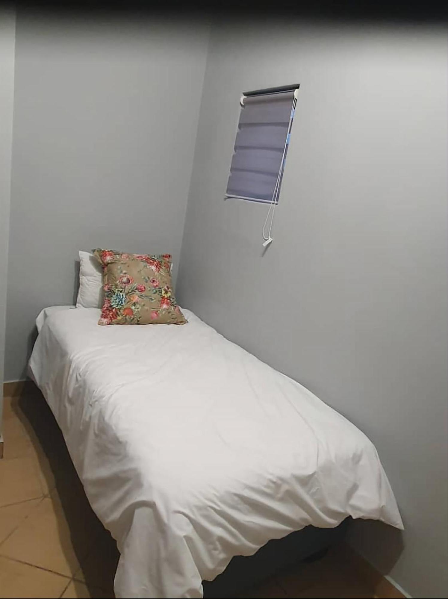 Goggas Nest Bnb & Restaurant Matsapha エクステリア 写真