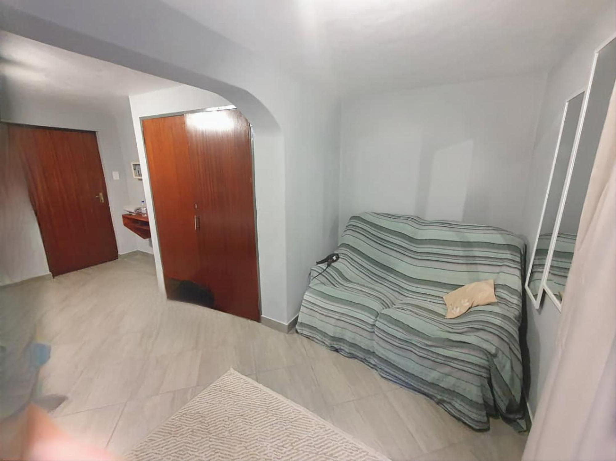 Goggas Nest Bnb & Restaurant Matsapha エクステリア 写真