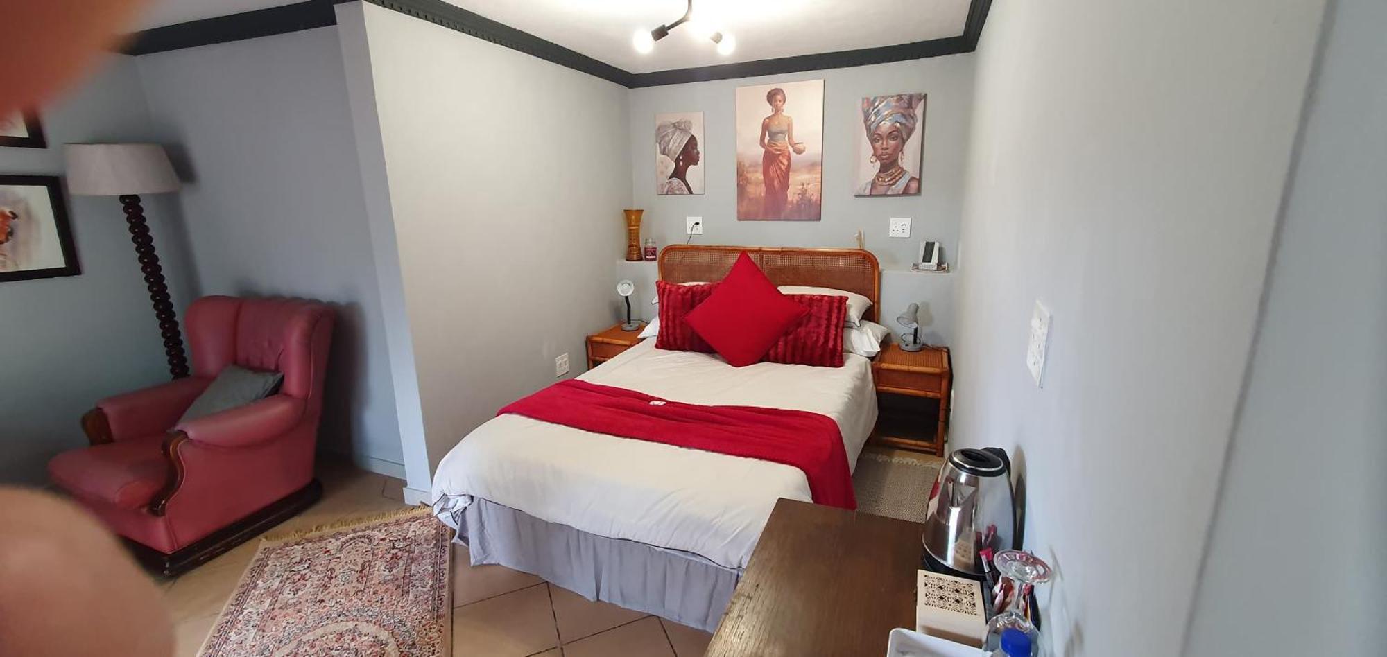 Goggas Nest Bnb & Restaurant Matsapha エクステリア 写真