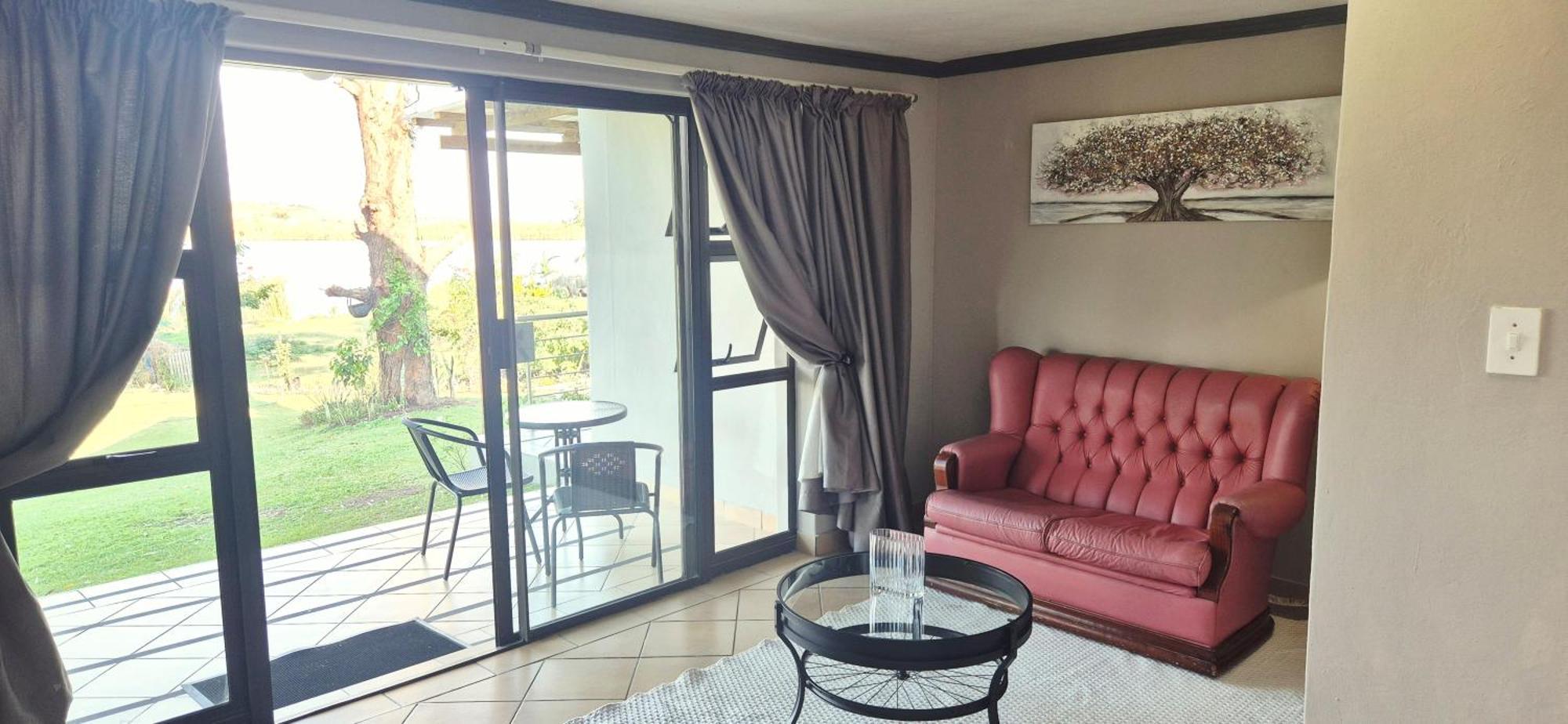 Goggas Nest Bnb & Restaurant Matsapha エクステリア 写真
