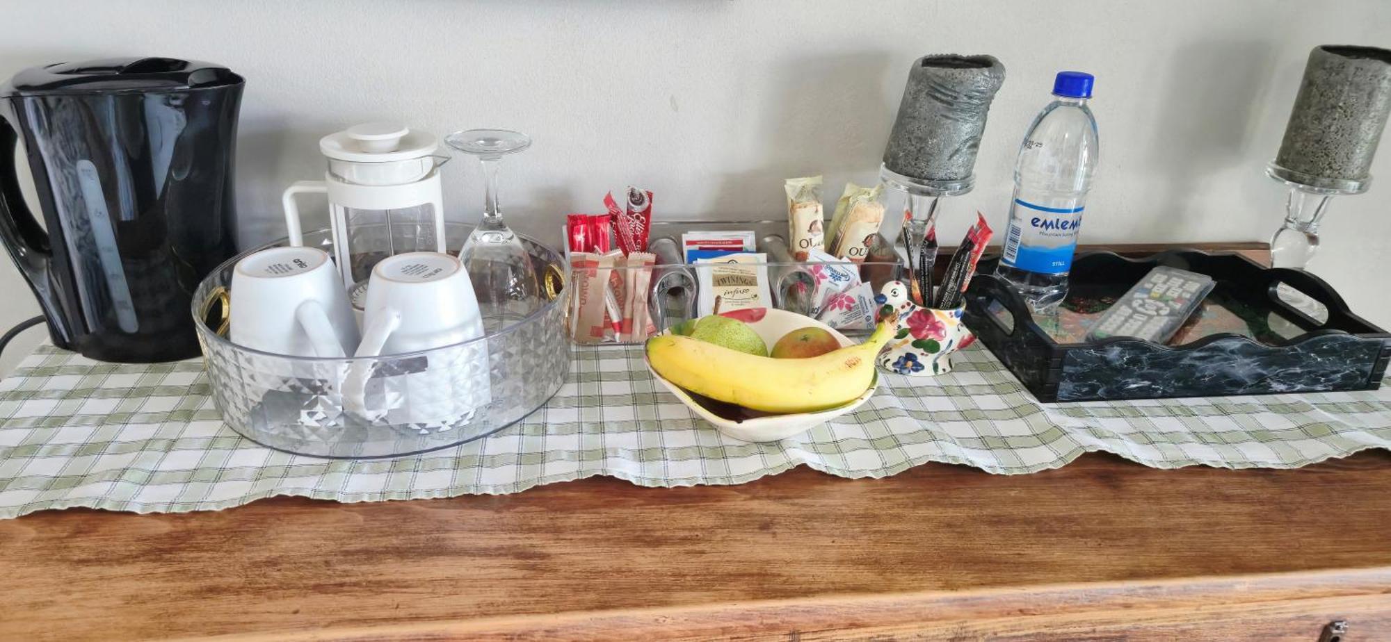 Goggas Nest Bnb & Restaurant Matsapha エクステリア 写真