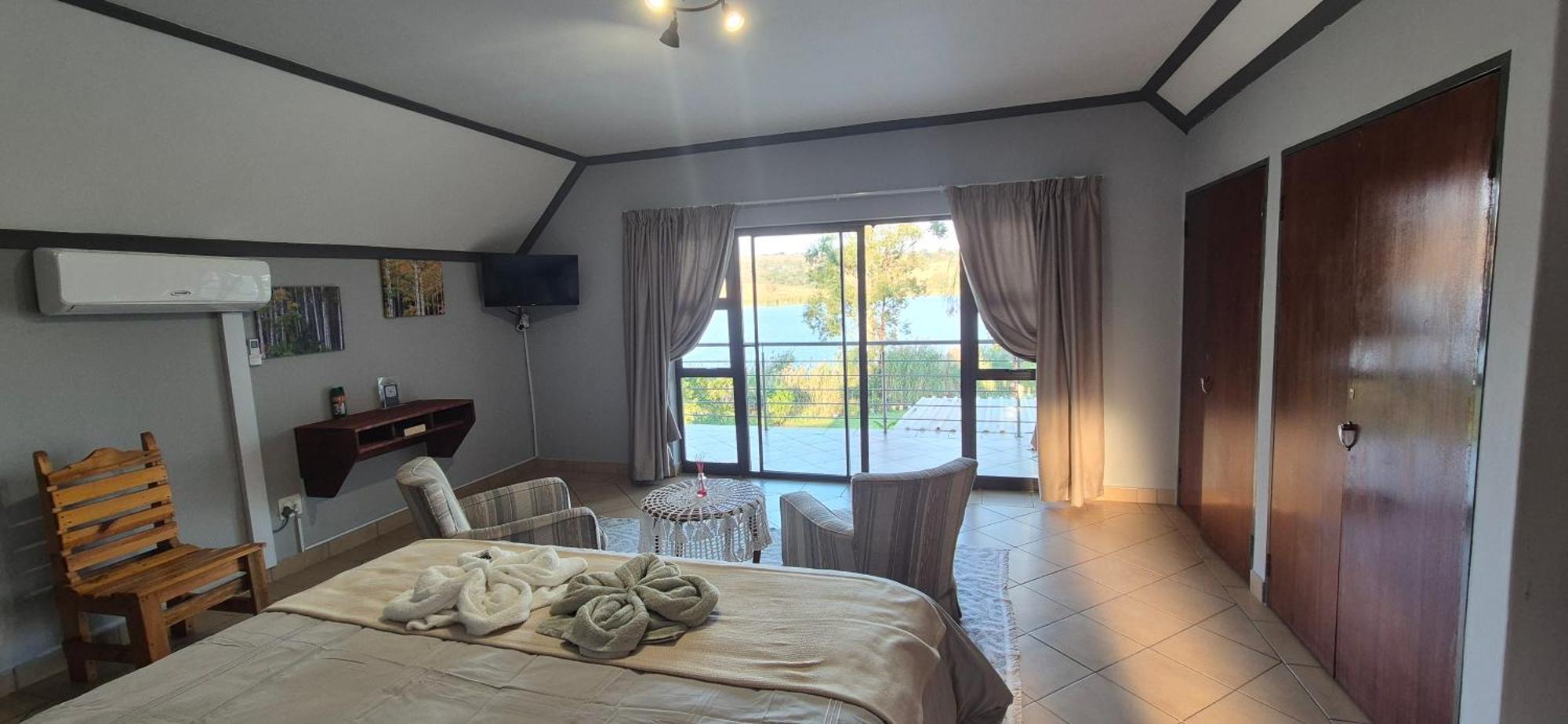 Goggas Nest Bnb & Restaurant Matsapha エクステリア 写真
